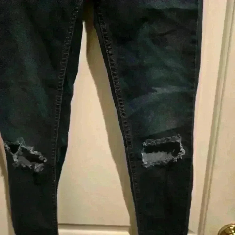 P7455 free people dark wash size 26 - Picture 2 of 6